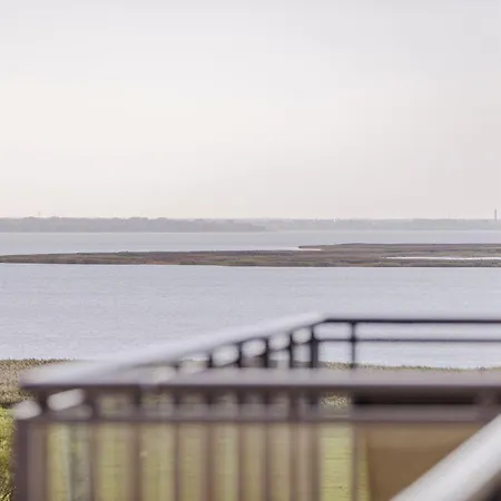 Sommerperle - 5-sterne Im Strandhaus-stil Mit Wellnessbereich Und Ostseeblick